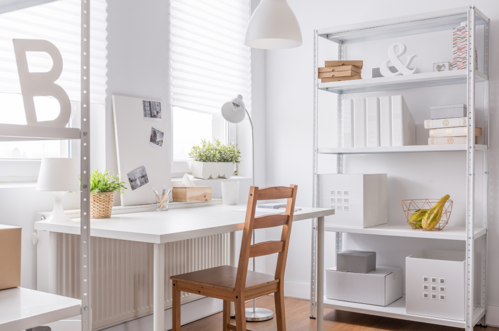 How to decorate study table?
