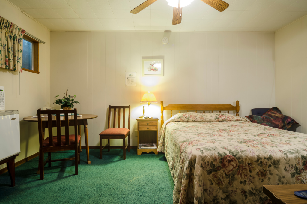 Cost-effective interior decorating ideas