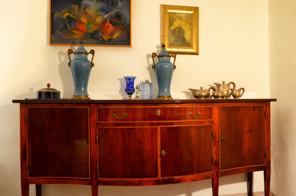 Vintage-inspired home styling tips