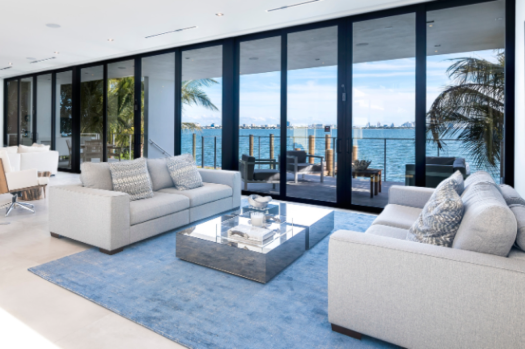 Contemporary beach house decor