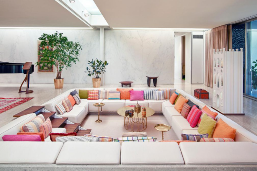 Sofa-less minimalist living room design