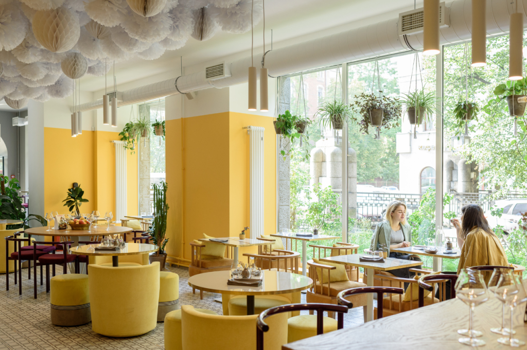 Restaurant decor ideas