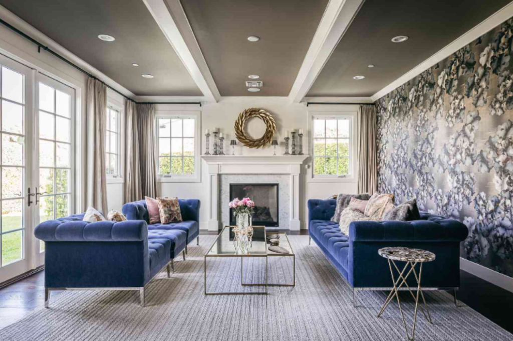 what color goes with navy blue home decor